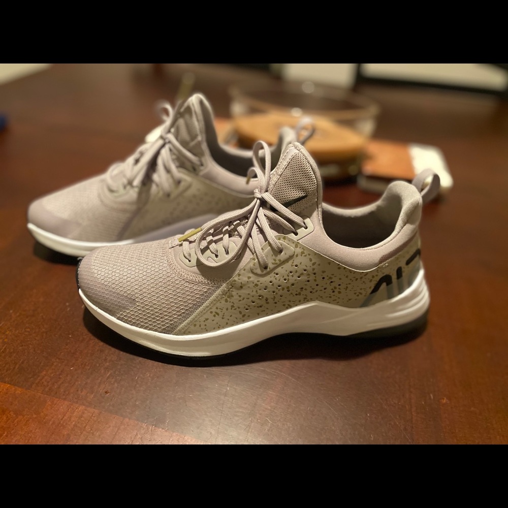 Womens Nike Air Bella Tr 3